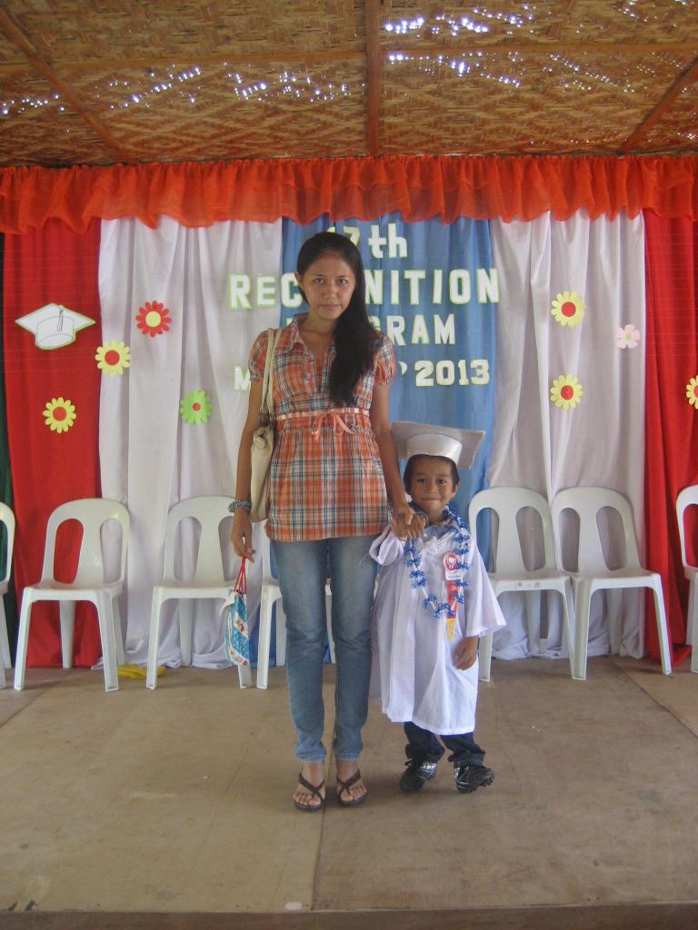 Graduation Joseph avec sa maman